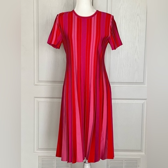 Carolina Herrera,Short-Sleeve Striped Knit Pleated Dress, size Large - Picture 7 of 13
